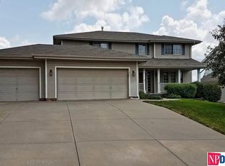 14211 S 22nd St, Bellevue, NE 68123