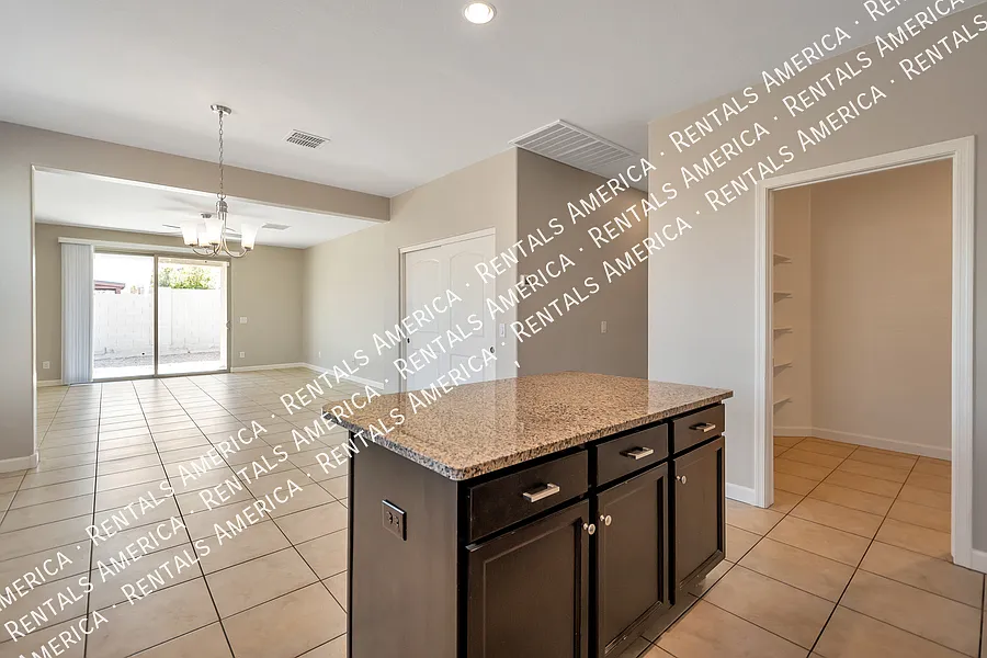 4 Bed PLUS Bonus Room, located in Queen Creek! — Photo 2