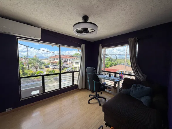 3649 Puuku Mauka Dr, Honolulu, HI