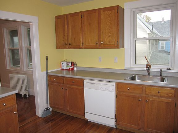 4th image of 38 Verchild St