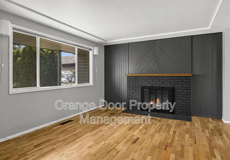 1611 Wheeler St S #1 — Photo 2