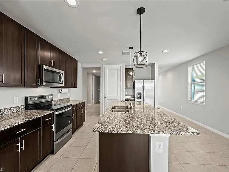 43744 Cattleman Dr — Photo 4