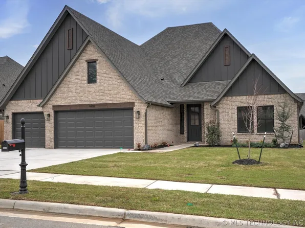 1600 N 72nd St, Broken Arrow, OK 74014