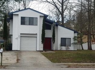 801 Galahad Dr, Newport News, VA 23608