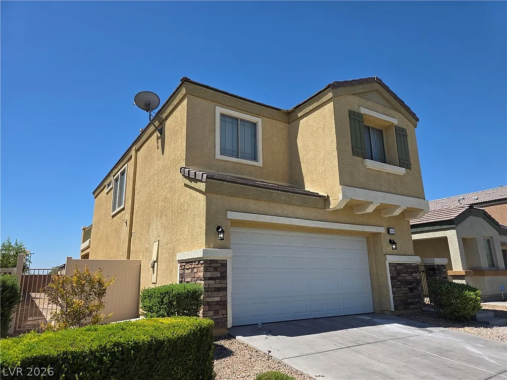 4 bed, 2.5 bath, 1688 sqft, $1,750 — Photo 2