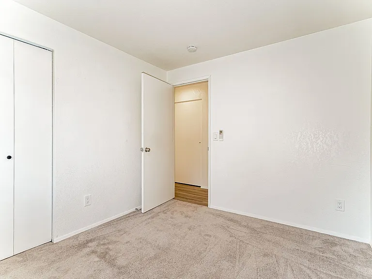 10201-10203 17th Ave SW — Photo 17