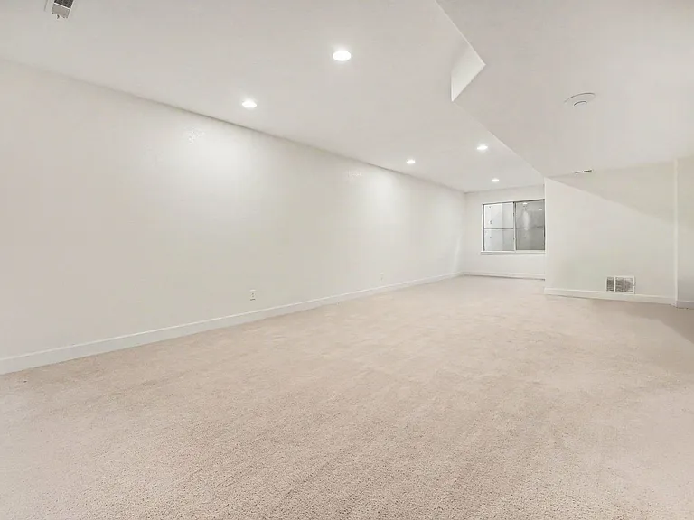 15247 W Auburn Ave — Photo 18