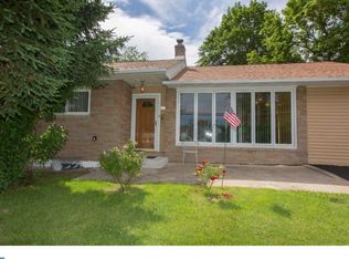 407 Langford Rd, Broomall, PA 19008