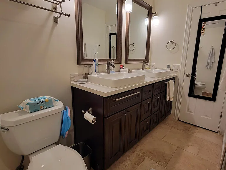 1042 Rockhurst Dr — Photo 18
