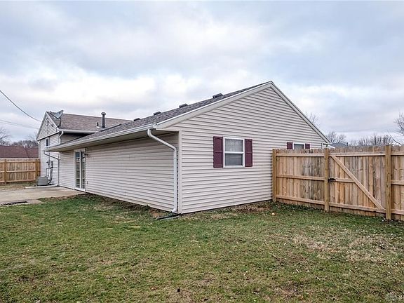 4th image of 2033 Wimbledon St