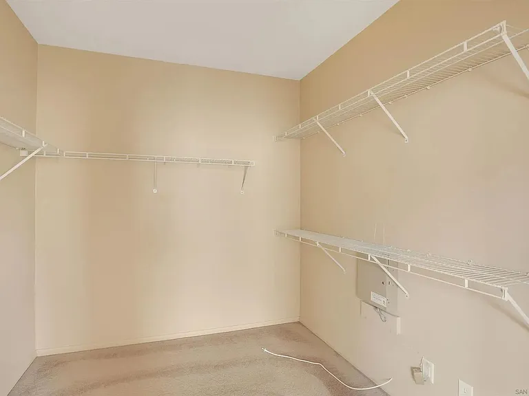 5180 Bluegrass Way — Photo 24