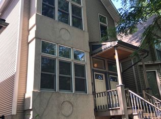 3130 N Kenmore Ave #G, Chicago, IL 60657