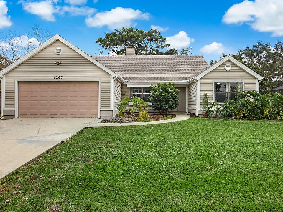1st image of 1297 York Cir
