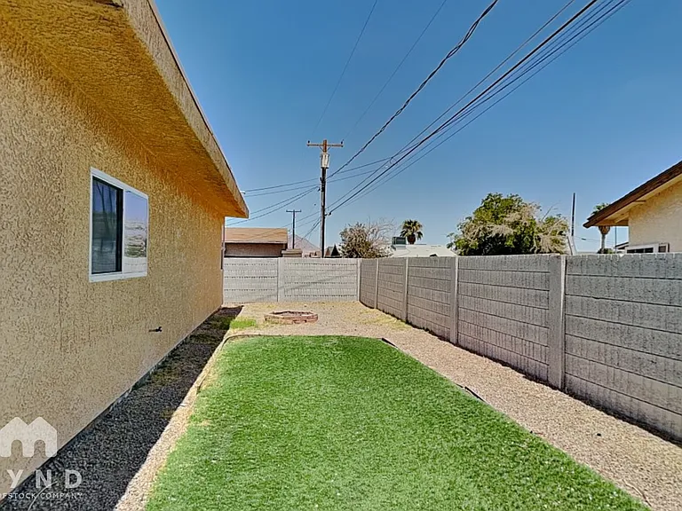 1908 Allen Ave — Photo 21