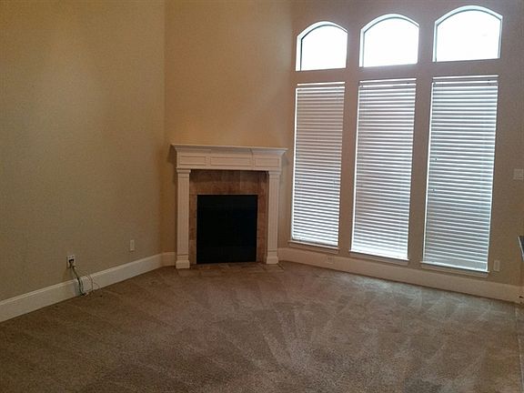 2nd image of 3304 Hofstra Dr