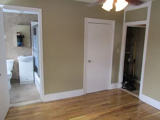 Rented by Windsor Homes Realty Corp | media 11