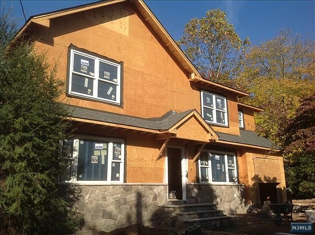 2nd image of 53 Bulger Ave