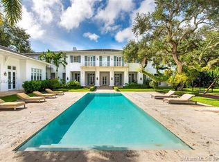 6035 SW 92nd St, Pinecrest, FL 33156