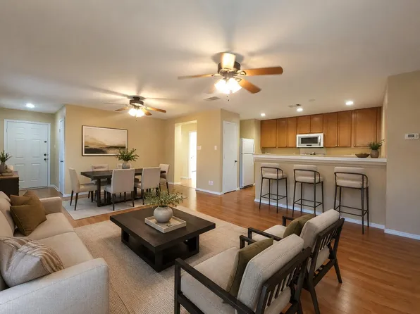 273 Tower Dr, Kyle, TX 78640