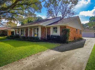 5347 Queensloch Dr, Houston, TX 77096