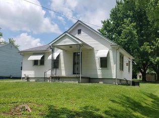207 Kirk St, Anna, IL 62906