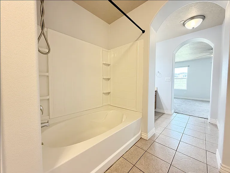 1688 W 3180th St N #G1 — Photo 24