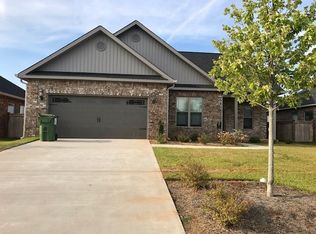 121 Alexis Way, Byron, GA 31008