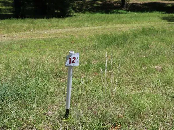 12 Pine View Dr, Benton, KY 42025