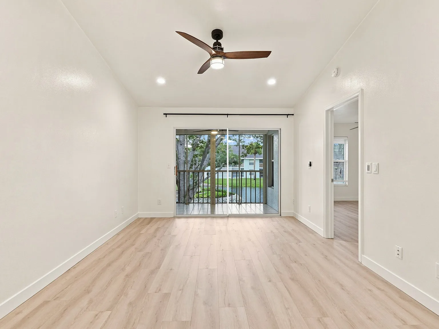 A-181 Grand Oaks Way #202 - 1 — Photo 3