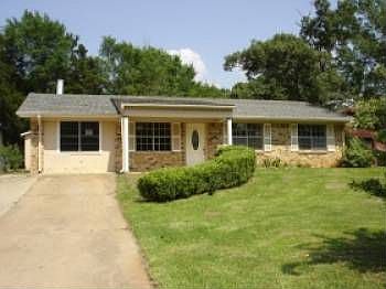 1st image of 10238 Rolling Pines Dr