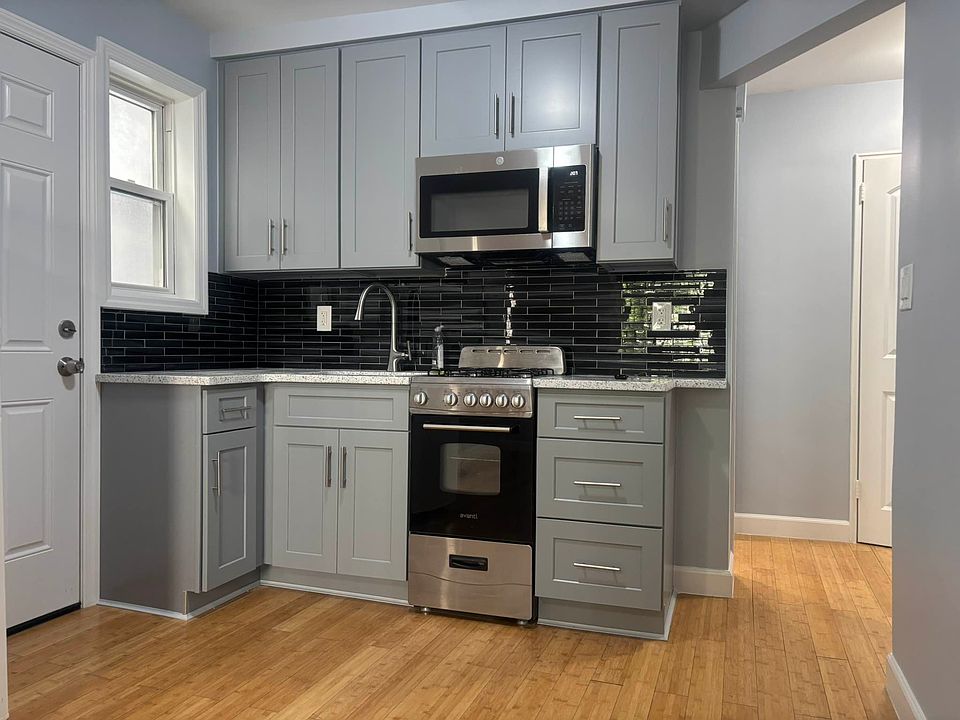 1st image of 4205 23rd Ave APT 1