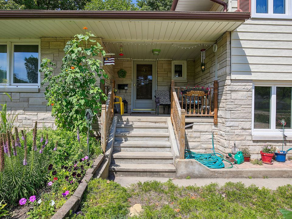 22 Meridian Ter, Paxton, IL 60957 MLS 11846234 Zillow