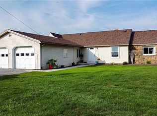 320 Sunset Dr, Butler, PA 16001
