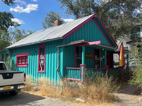 2883 State Highway 14, Cerrillos, NM 87010