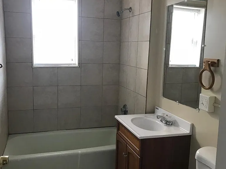 356 S Main St — Photo 5