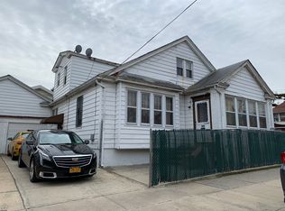 16202 85th Ave, Jamaica, NY 11432