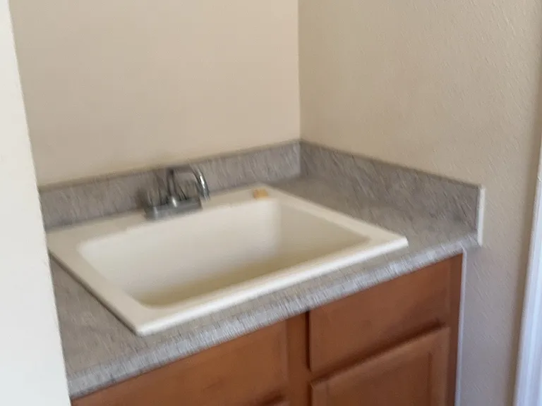 2362 Glasbern Cir — Photo 30