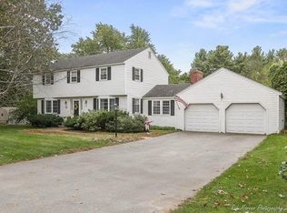96 Ballardvale Rd, Andover, MA 01810