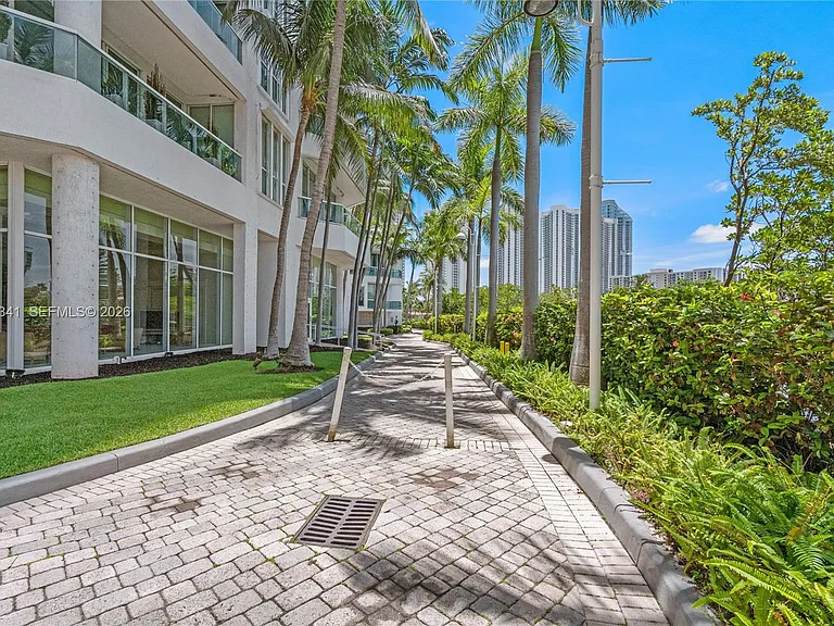 16500 Collins Ave #652 — Photo 24
