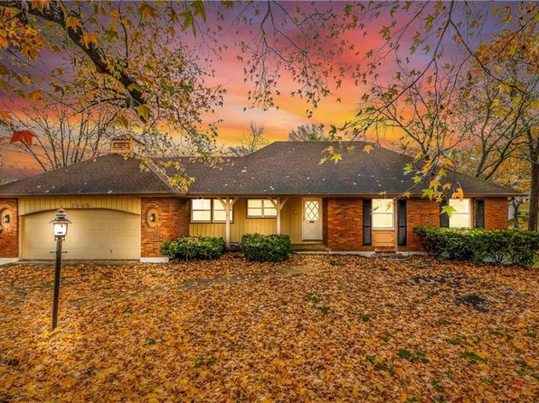 3605 Vernon Dr, Independence, MO 64055