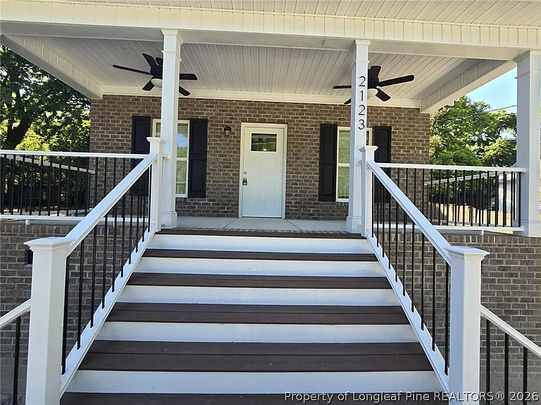 2123 Burnett Ave — Photo 7