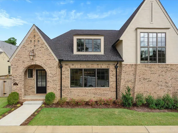 5020 Henry Heights Dr, Memphis, TN 38117