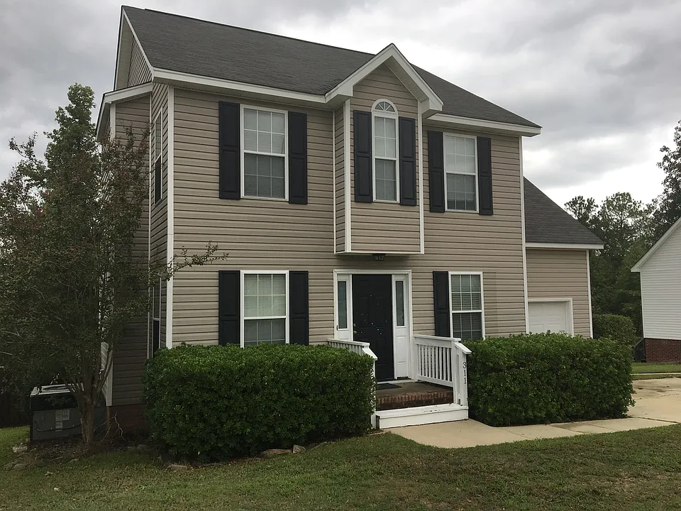 311 Gallatin Cir