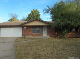 201 S 162nd Ave E, Tulsa, OK 74108