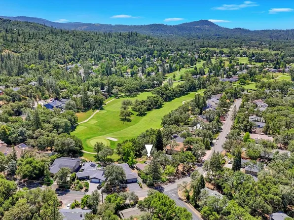 17883 Jayhawk Dr, Penn Valley, CA 95946