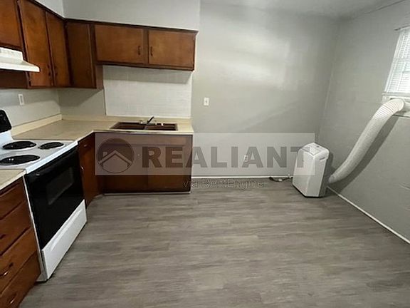 3rd image of 500 Ohio St APT 4