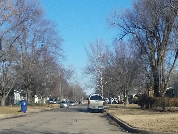4th image of 3307 S Downtain St