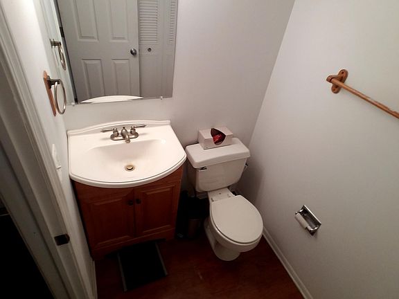 1/2 bath