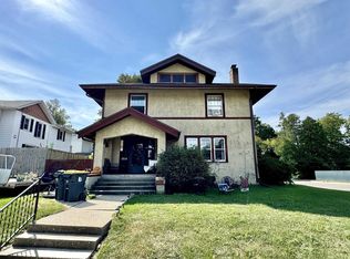 2202 11th St, Monroe, WI 53566