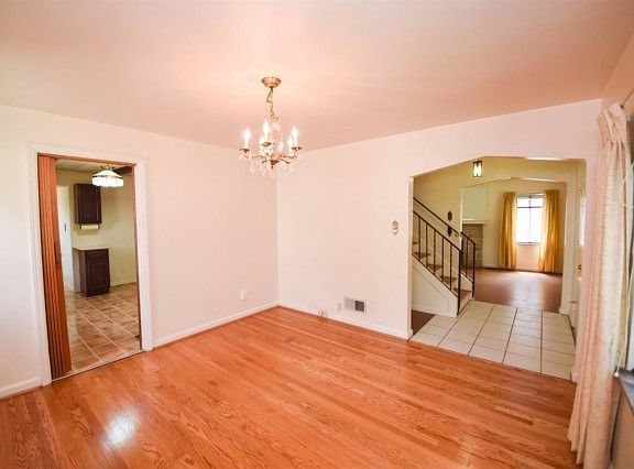 5th image of 3204 Coral Park Dr